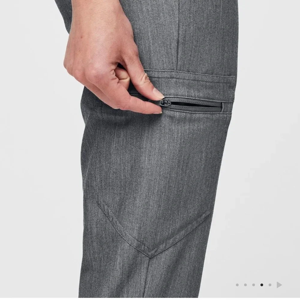 Figs Zamora Jogger Scrub Pants - Picture 4 of 13